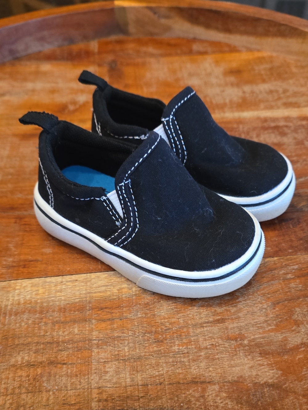 wonder nation Black Slip-On Sneakers with White Sole